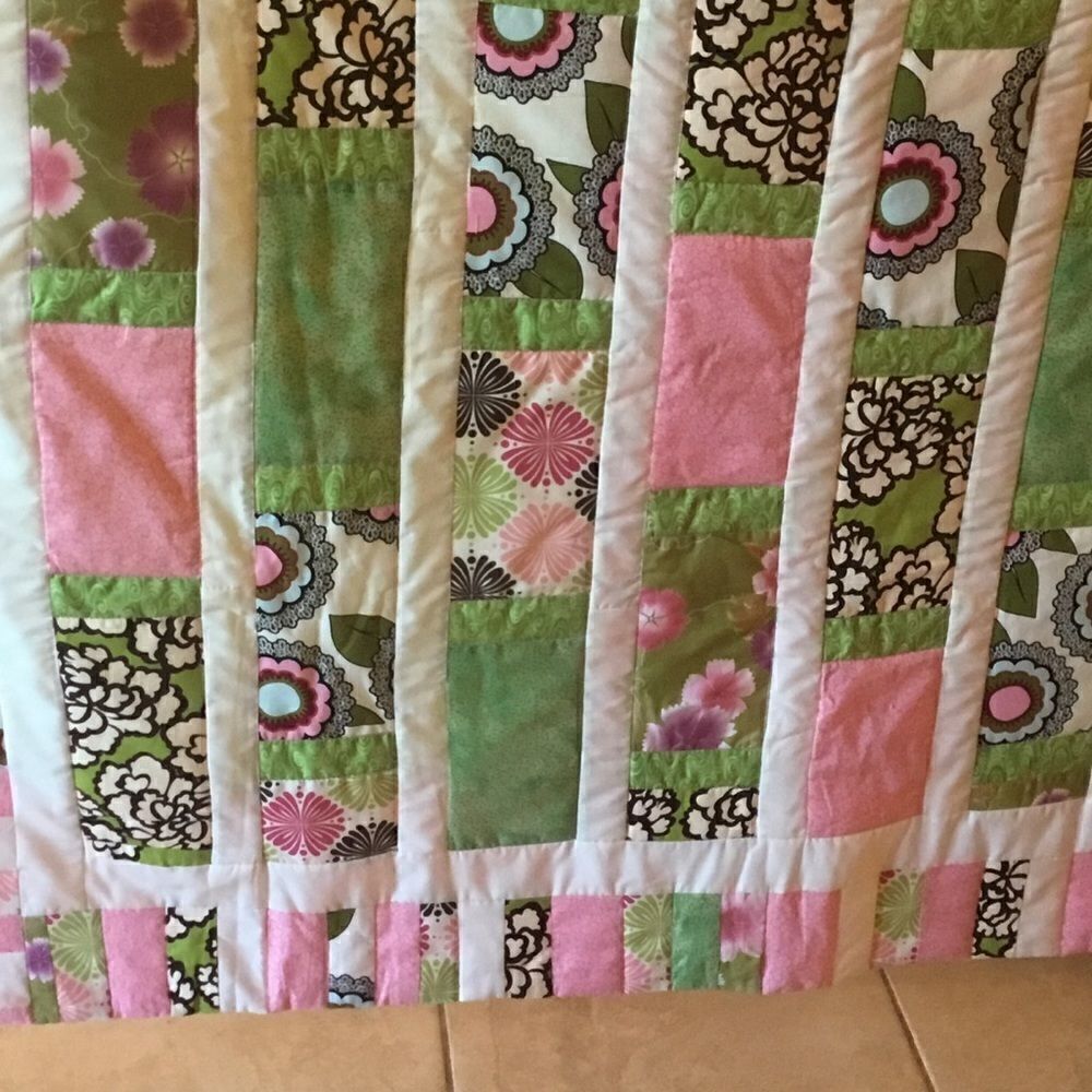 Handmade Quilt   - Picture 6 of 16